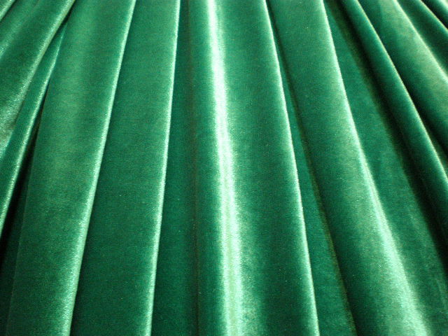 13. Kelly Green Smooth Velvet